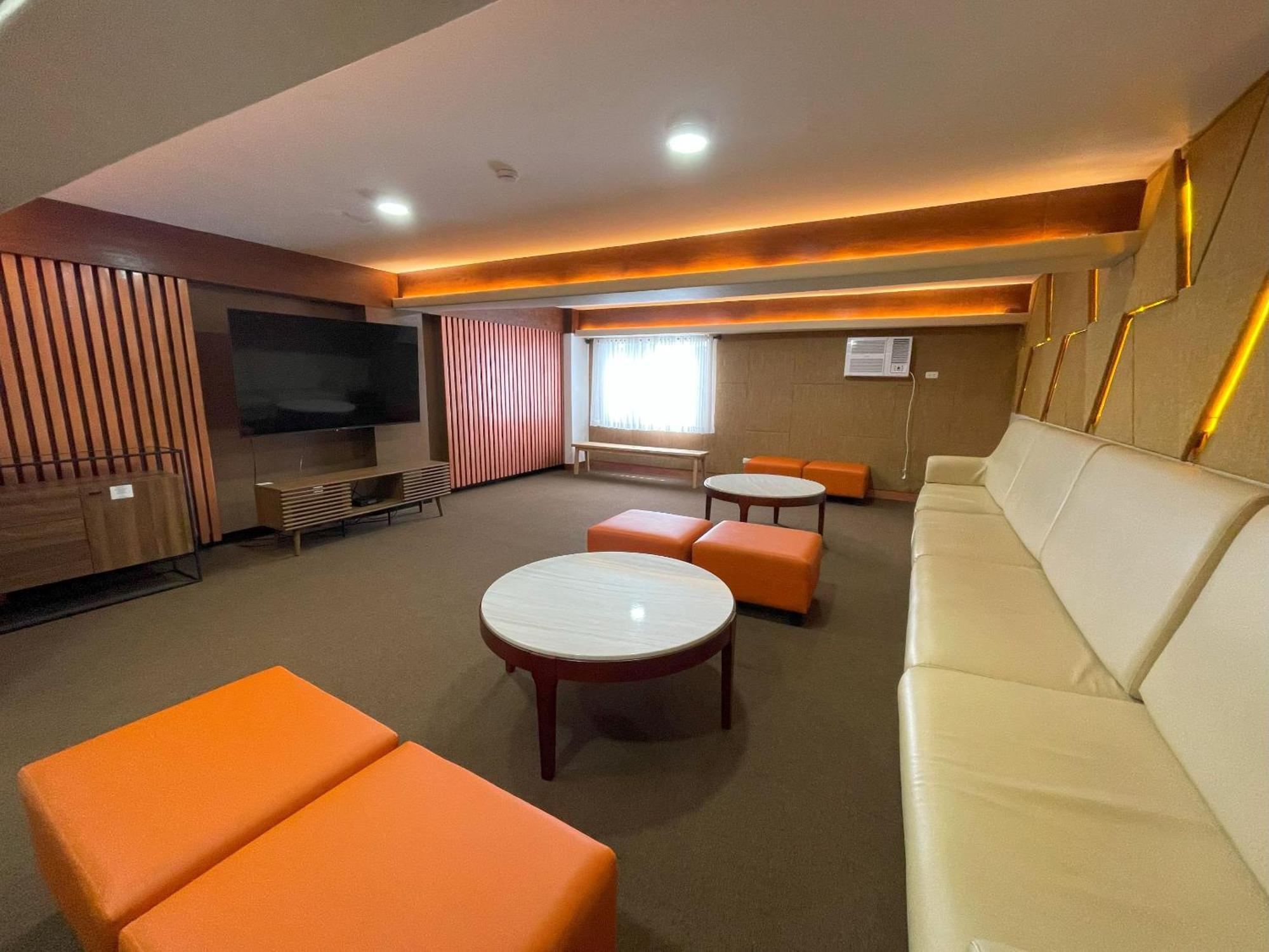Mist Mountain Resort Powered By Cocotel Cebú Exterior foto