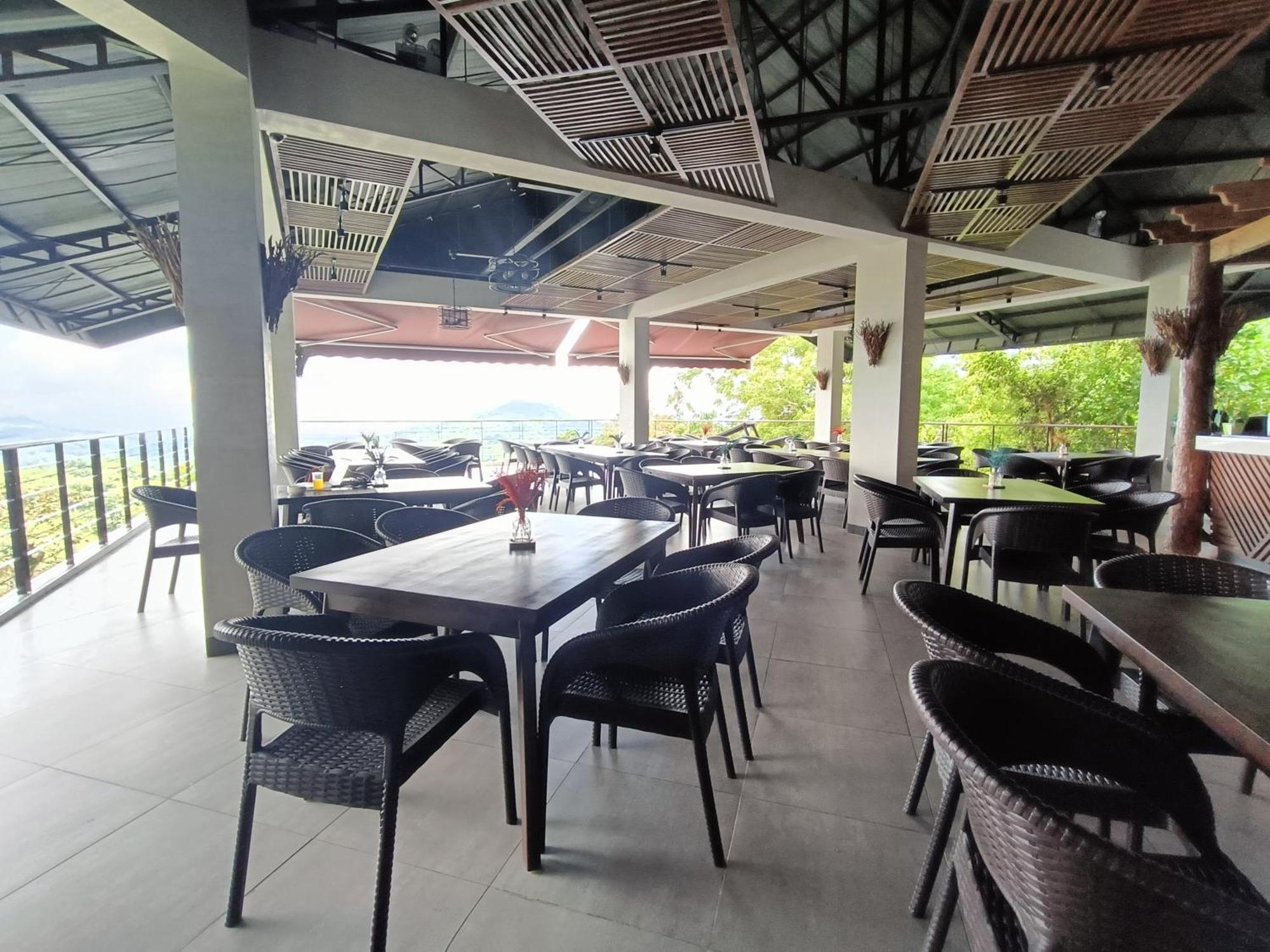Mist Mountain Resort Powered By Cocotel Cebú Exterior foto