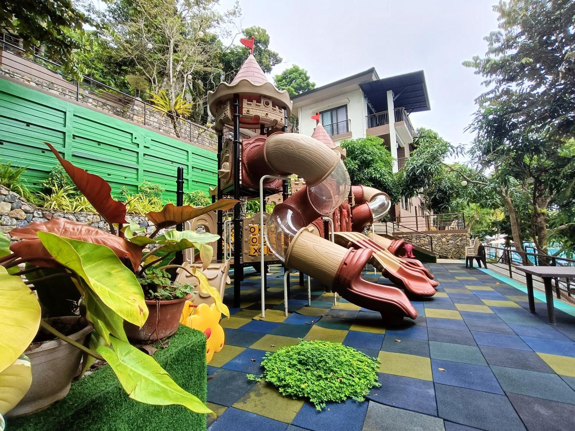 Mist Mountain Resort Powered By Cocotel Cebú Exterior foto