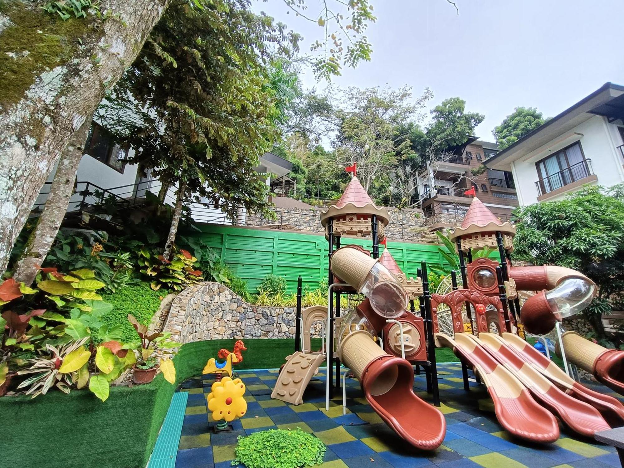 Mist Mountain Resort Powered By Cocotel Cebú Exterior foto
