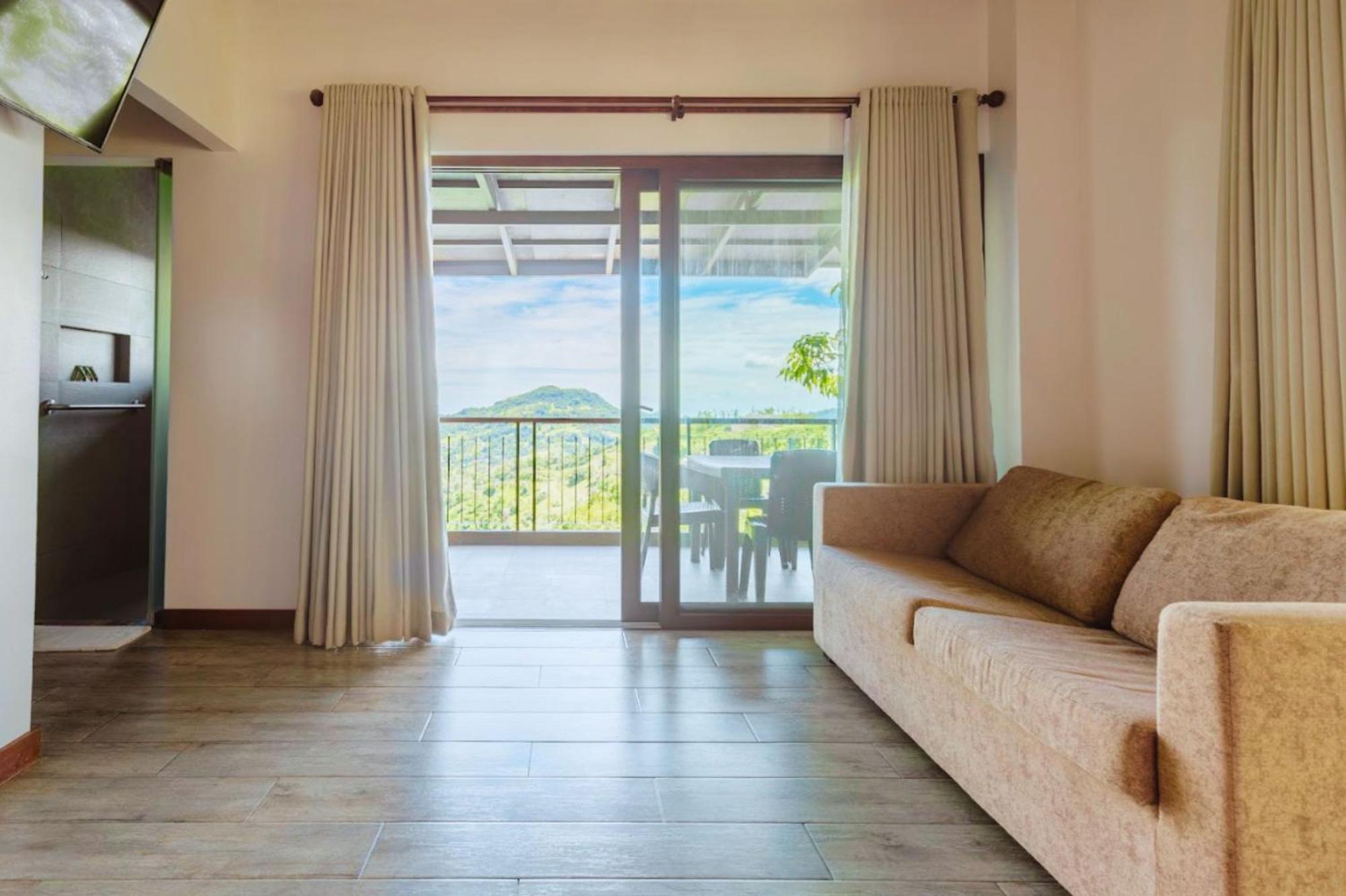 Mist Mountain Resort Powered By Cocotel Cebú Exterior foto